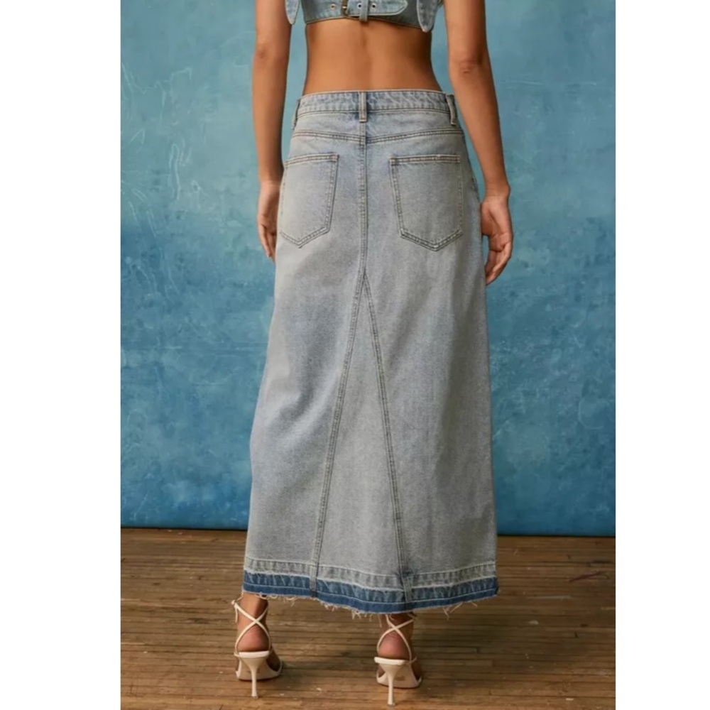 BDG Mandi A-Line Denim Maxi Skirt in Light Blue - Picture 3 of 10